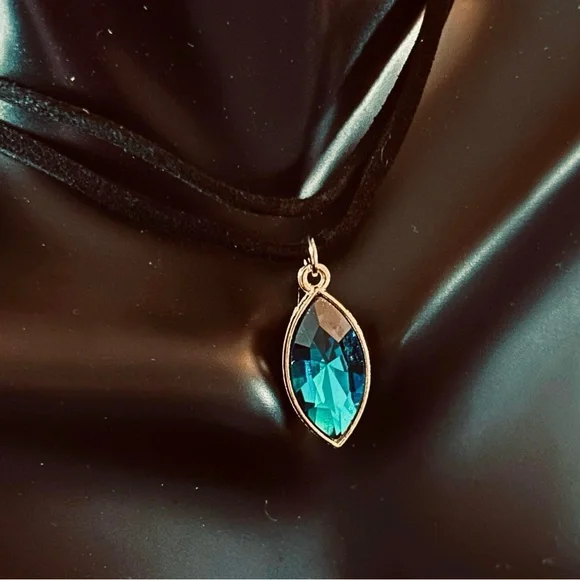 Adjustable Double Choker - Picture 1 of 2